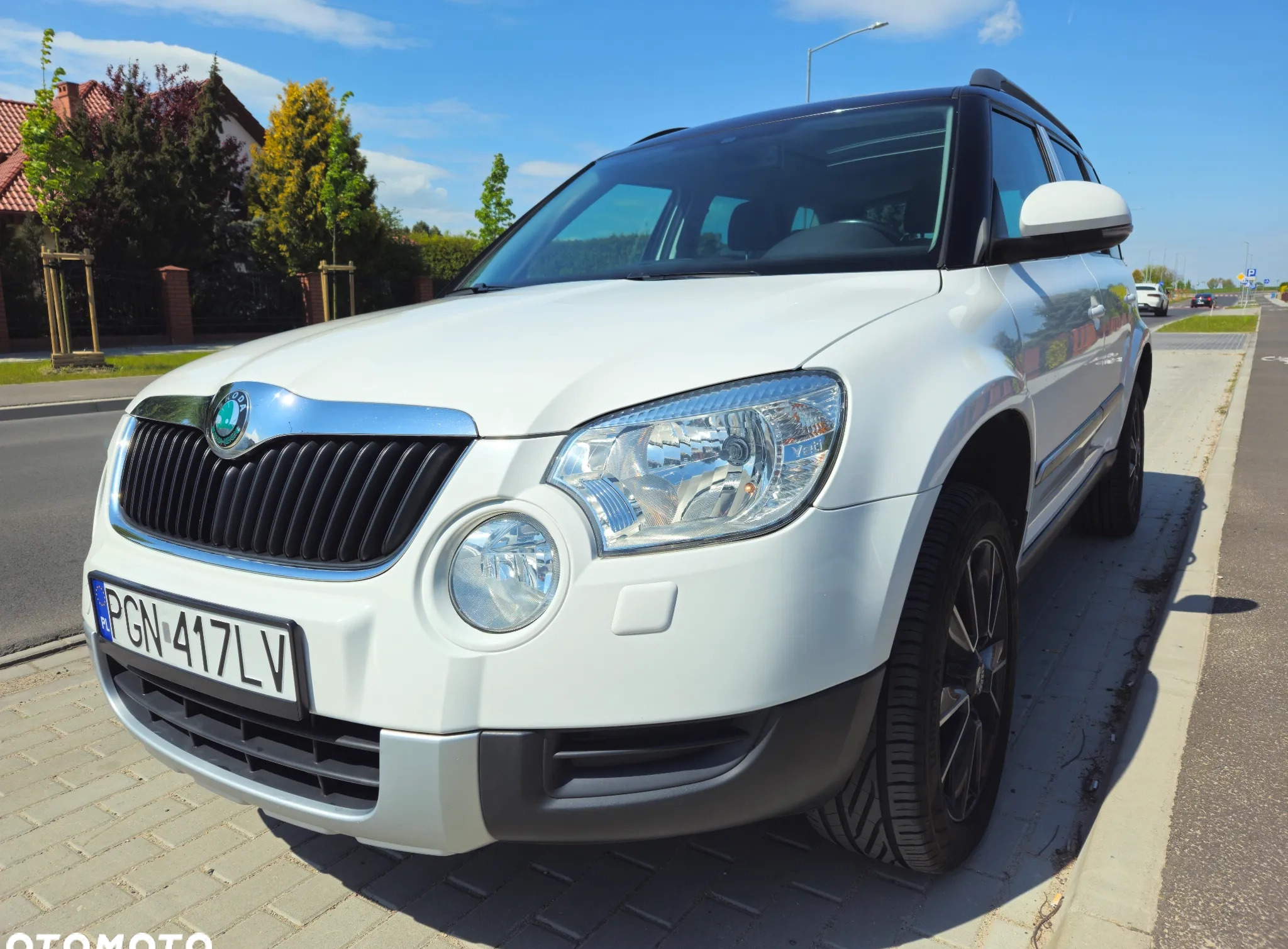 Skoda Yeti cena 32900 przebieg: 228000, rok produkcji 2013 z Gniezno małe 529